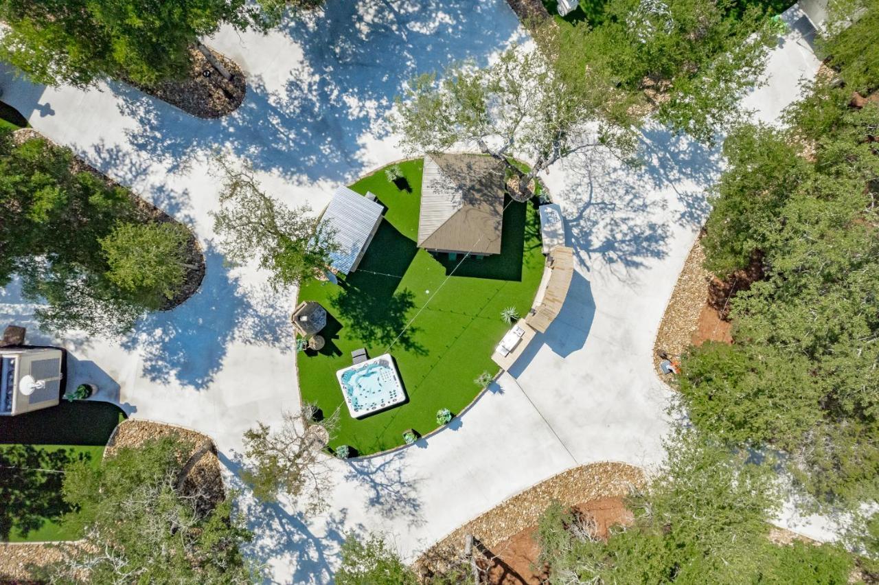 7744 Ranch Glamping Resort Austin Habitación foto